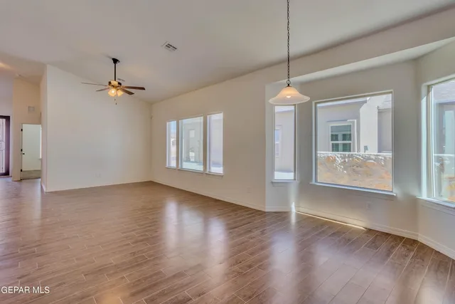 $289,950 | 14345 Tobe Davis, Horizon City, TX 79928