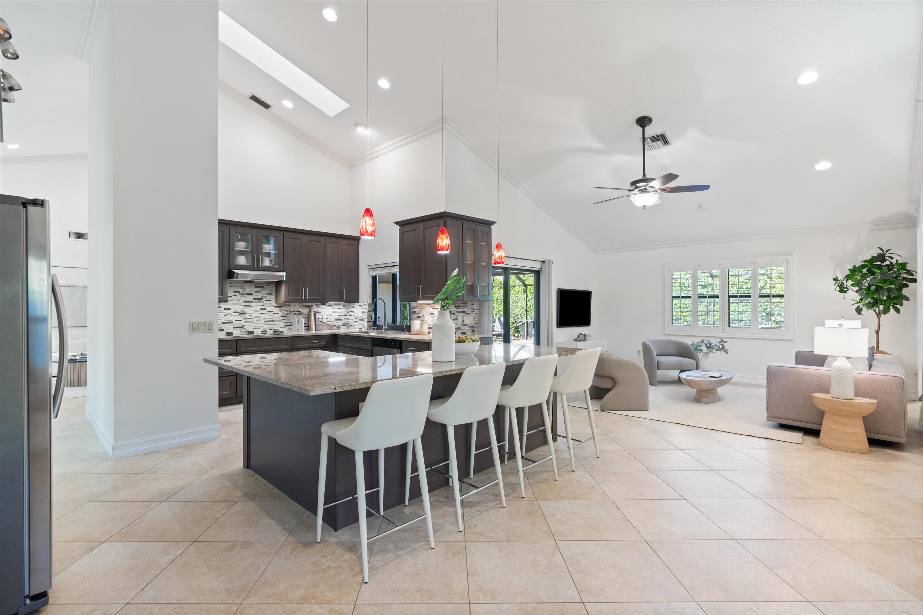 4761 Northwest 28th Avenue Boca Raton, FL 33434 - Photo 11 of 48 Kitchen