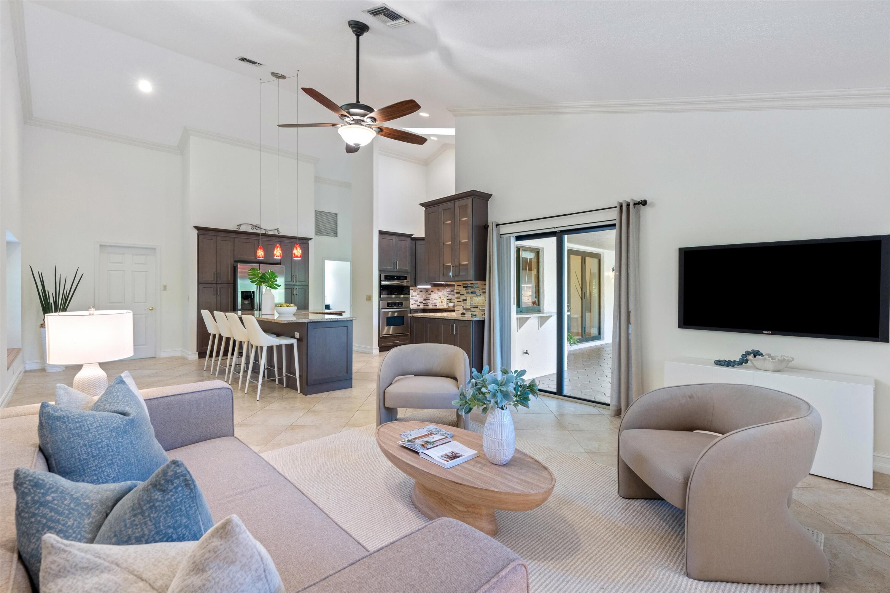 4761 Northwest 28th Avenue Boca Raton, FL 33434 - Photo 13 of 48 Family Room