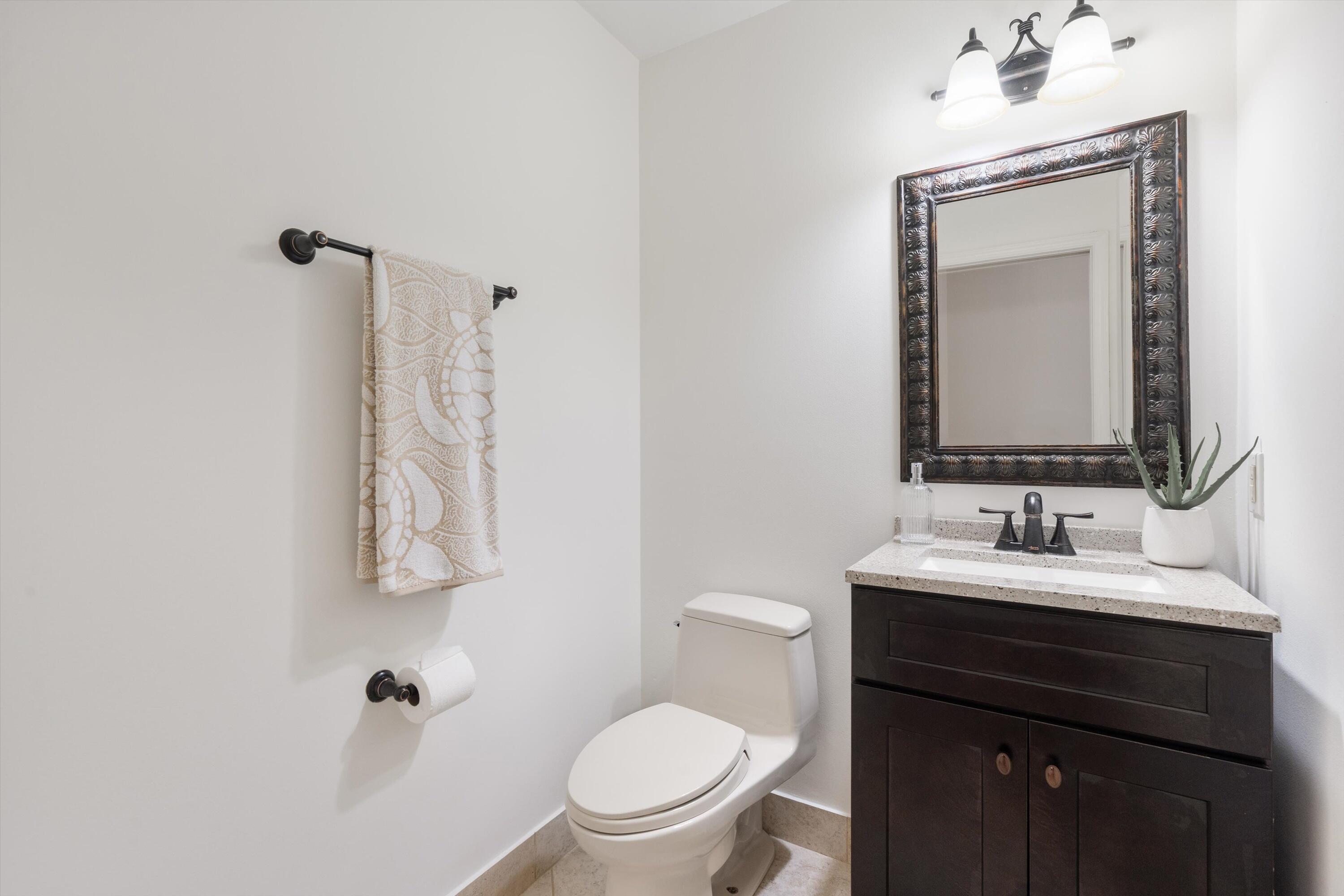 4761 Northwest 28th Avenue Boca Raton, FL 33434 - Photo 14 of 48 Powder Room
