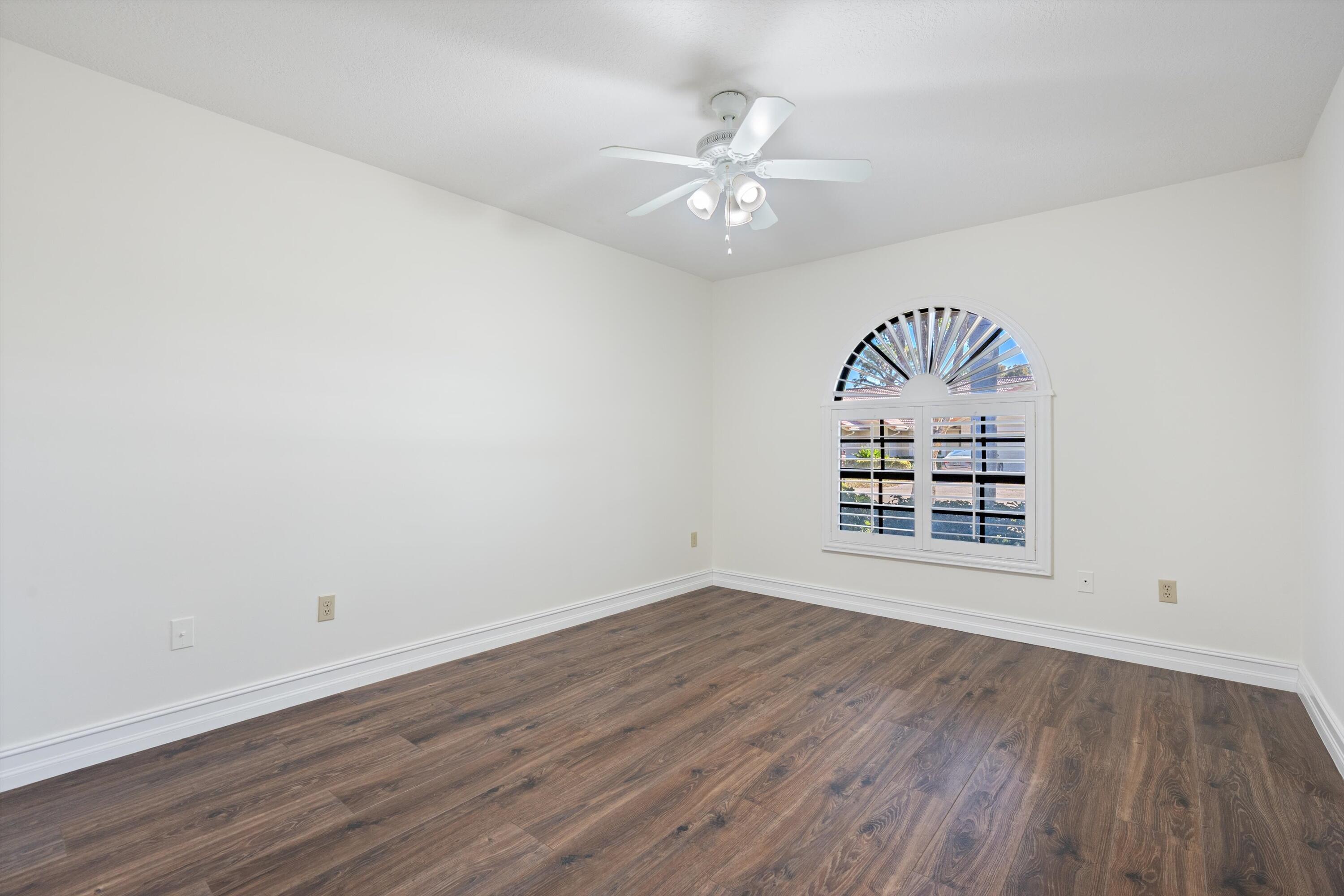 4761 Northwest 28th Avenue Boca Raton, FL 33434 - Photo 24 of 48 Guest Room