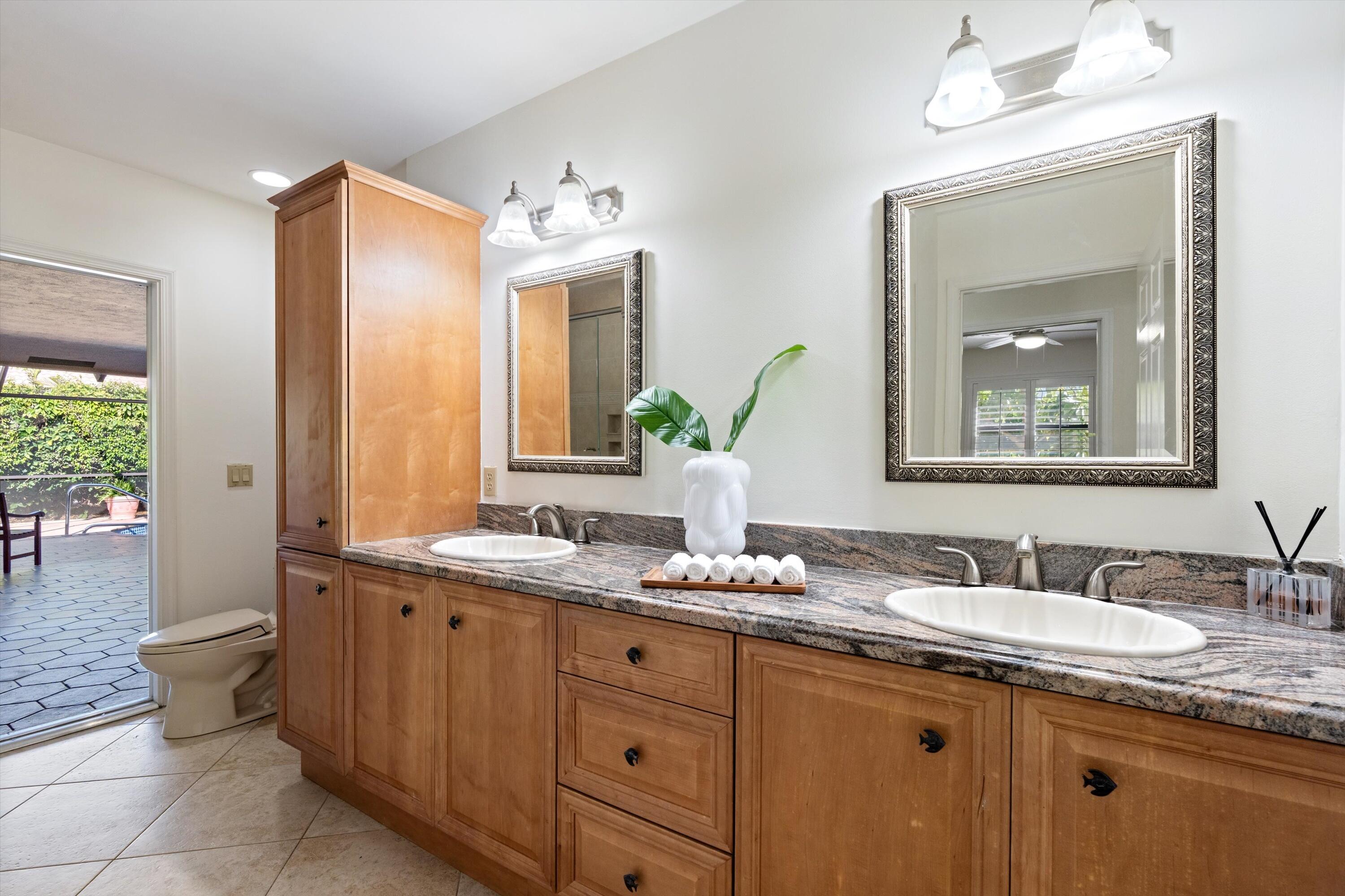 4761 Northwest 28th Avenue Boca Raton, FL 33434 - Photo 27 of 48 Guest Bathroom