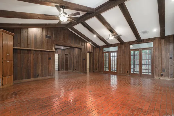 $4,250 | 126 Stanford Drive, San Antonio, TX 78212