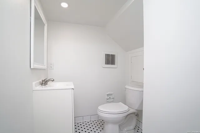 $4,250 | 126 Stanford Drive, San Antonio, TX 78212