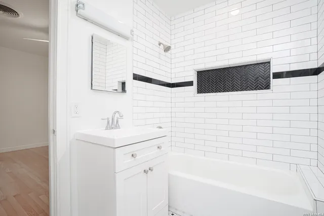 $4,250 | 126 Stanford Drive, San Antonio, TX 78212