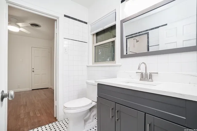 $4,250 | 126 Stanford Drive, San Antonio, TX 78212