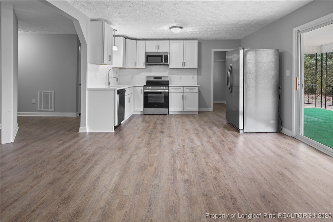 635 Hall Road Roseboro, NC 28382 - Photo 4 of 28 Gallery Image 4
