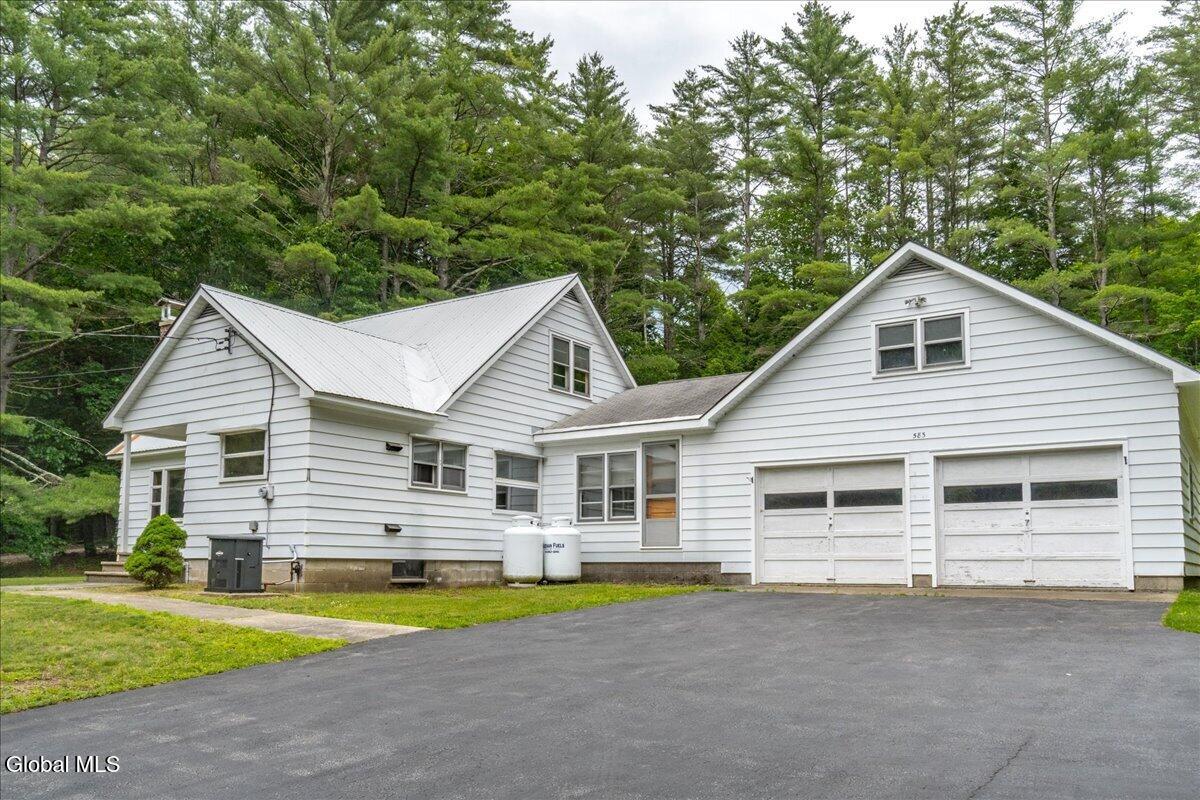 583 North Creek Road Greenfield, NY 12833 - Photo 10 of 67 57-583 N Creek Rd-17