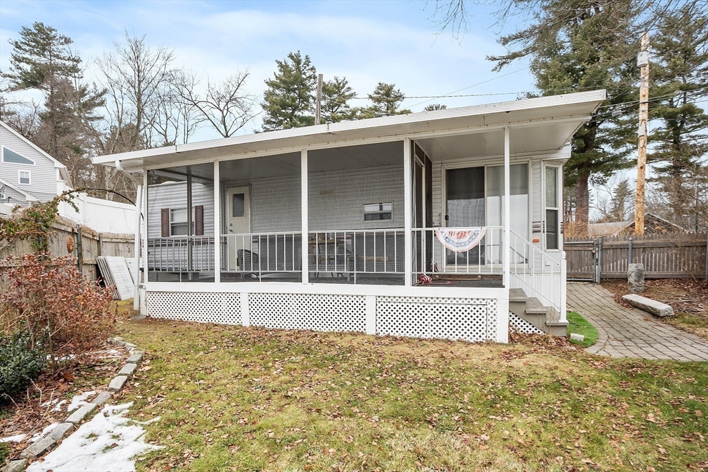 895 Flat Hill Road Lunenburg, MA 01462 - Photo 14 of 38