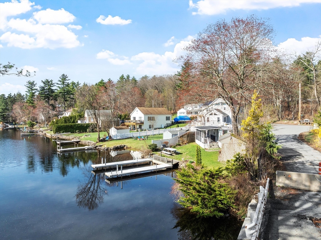 895 Flat Hill Road Lunenburg, MA 01462 - Photo 4 of 28