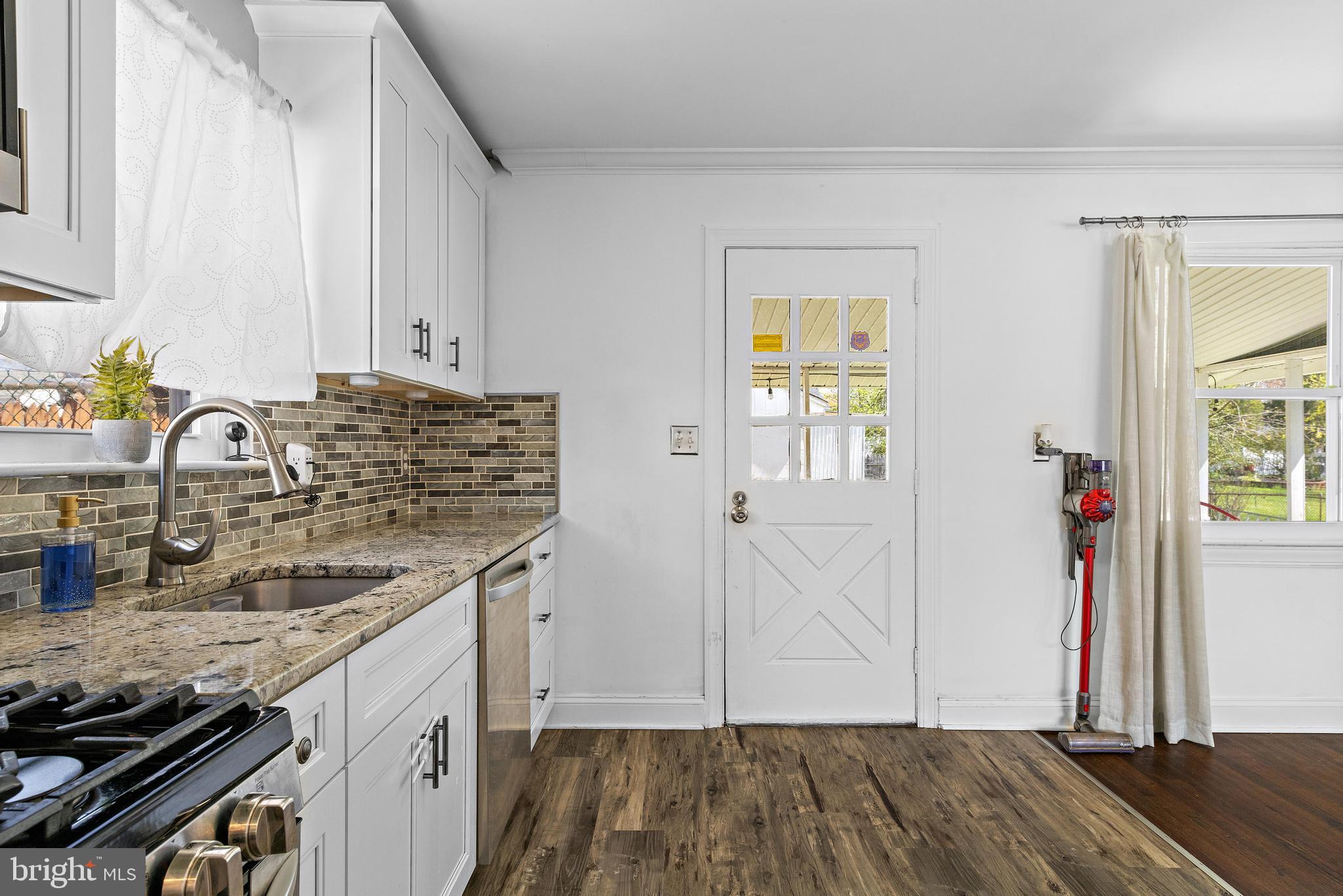 32 Ewingville Road Ewing, NJ 08638 - Photo 14 of 32