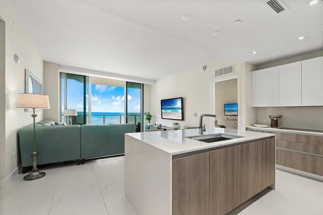 $15,000 | 3100 North Ocean Drive, Unit H1602, Singer Island, FL 33404