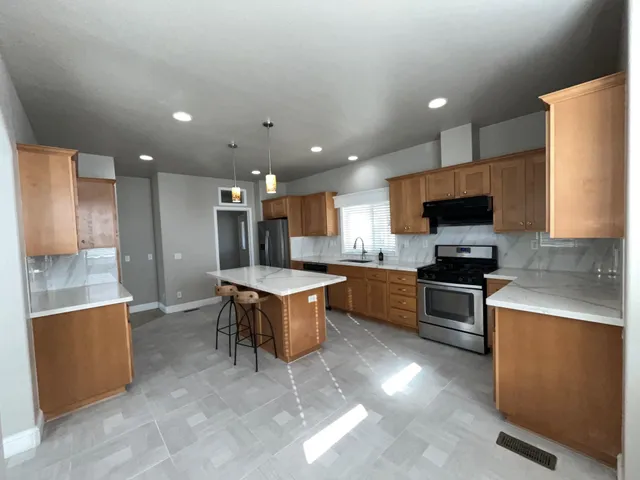 $389,900 | 1541 Ortega Avenue, Hayward, CA 94544