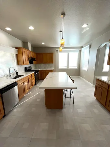 $389,900 | 1541 Ortega Avenue, Hayward, CA 94544