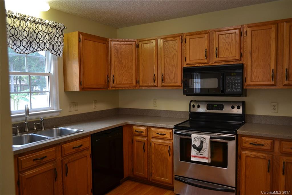 6504 Fox Hunt Road Indian Trail, NC 28079 - Photo 4 of 17 Gallery Image 4