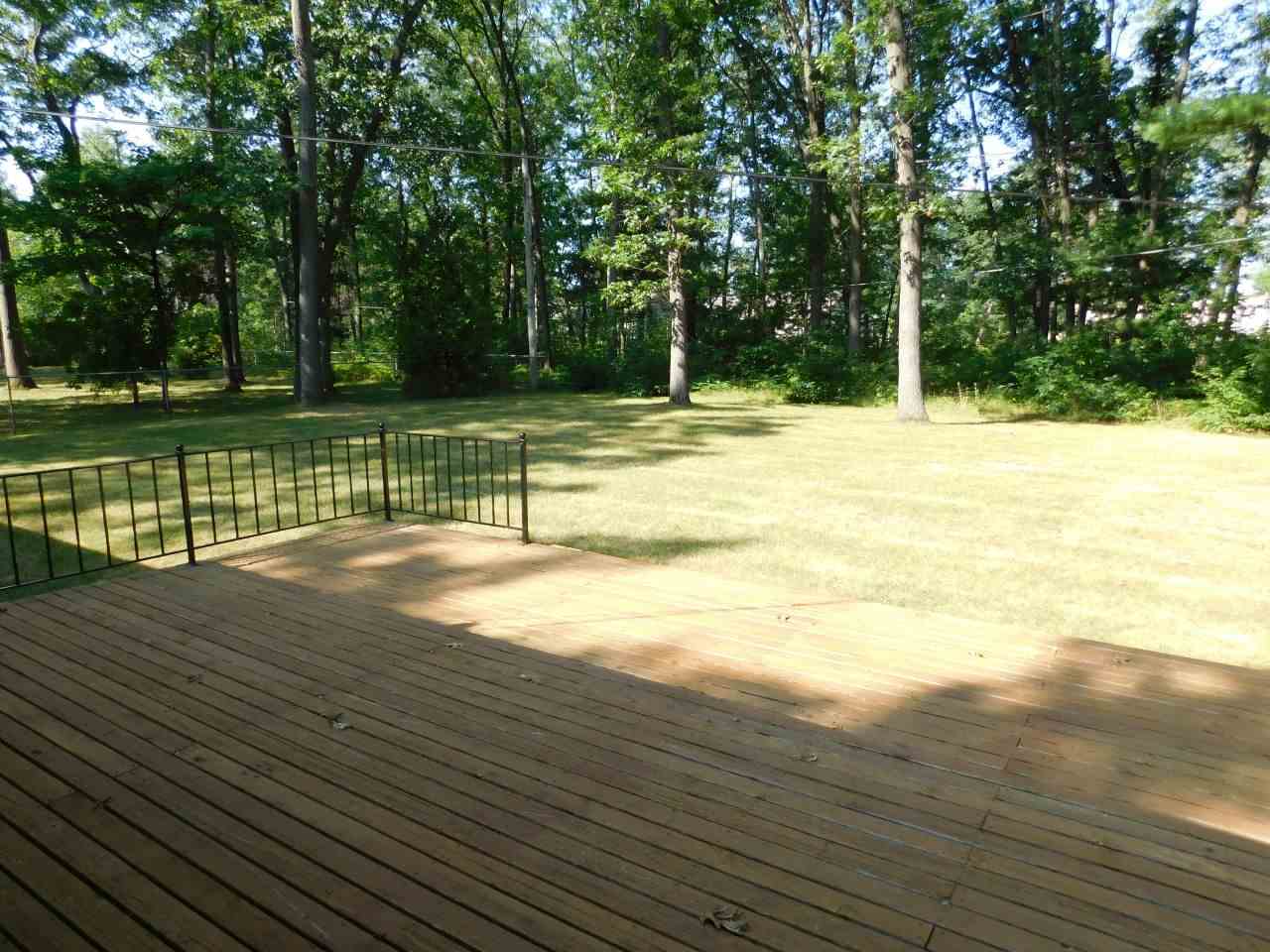 812 Westminster Road Traverse City, MI 49686 - Photo 3 of 30 1836351-2.JPG