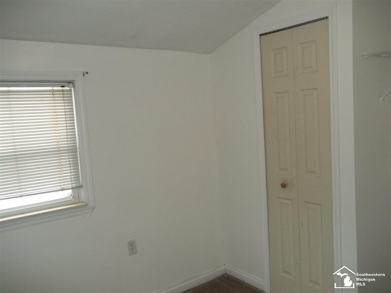 9285 Bay Creek Road Erie, MI 48133 - Photo 11 of 24