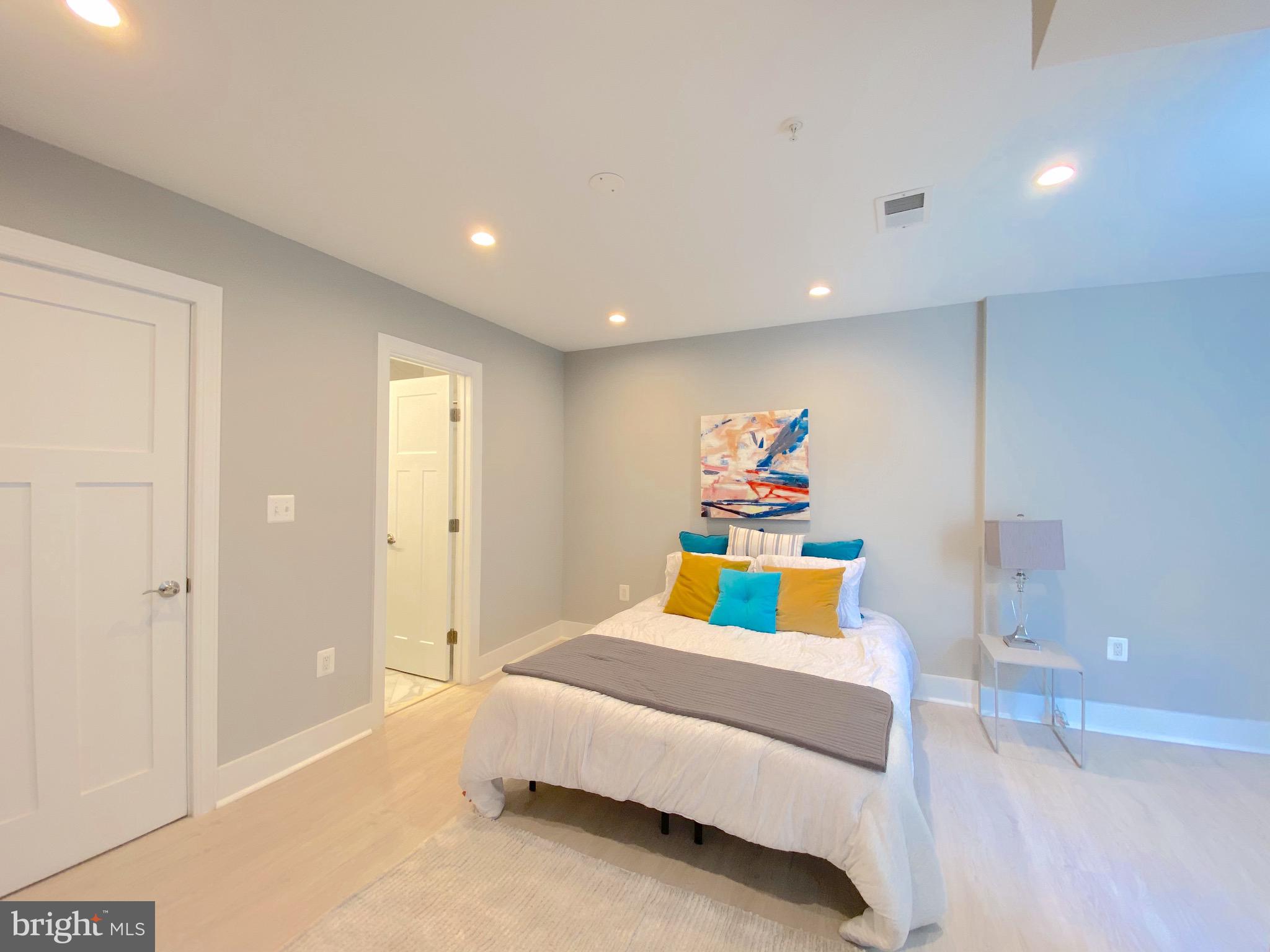 635 Park Road Northwest, Unit 1 Washington, DC 20010 - Photo 17 of 25 Gallery Image 17