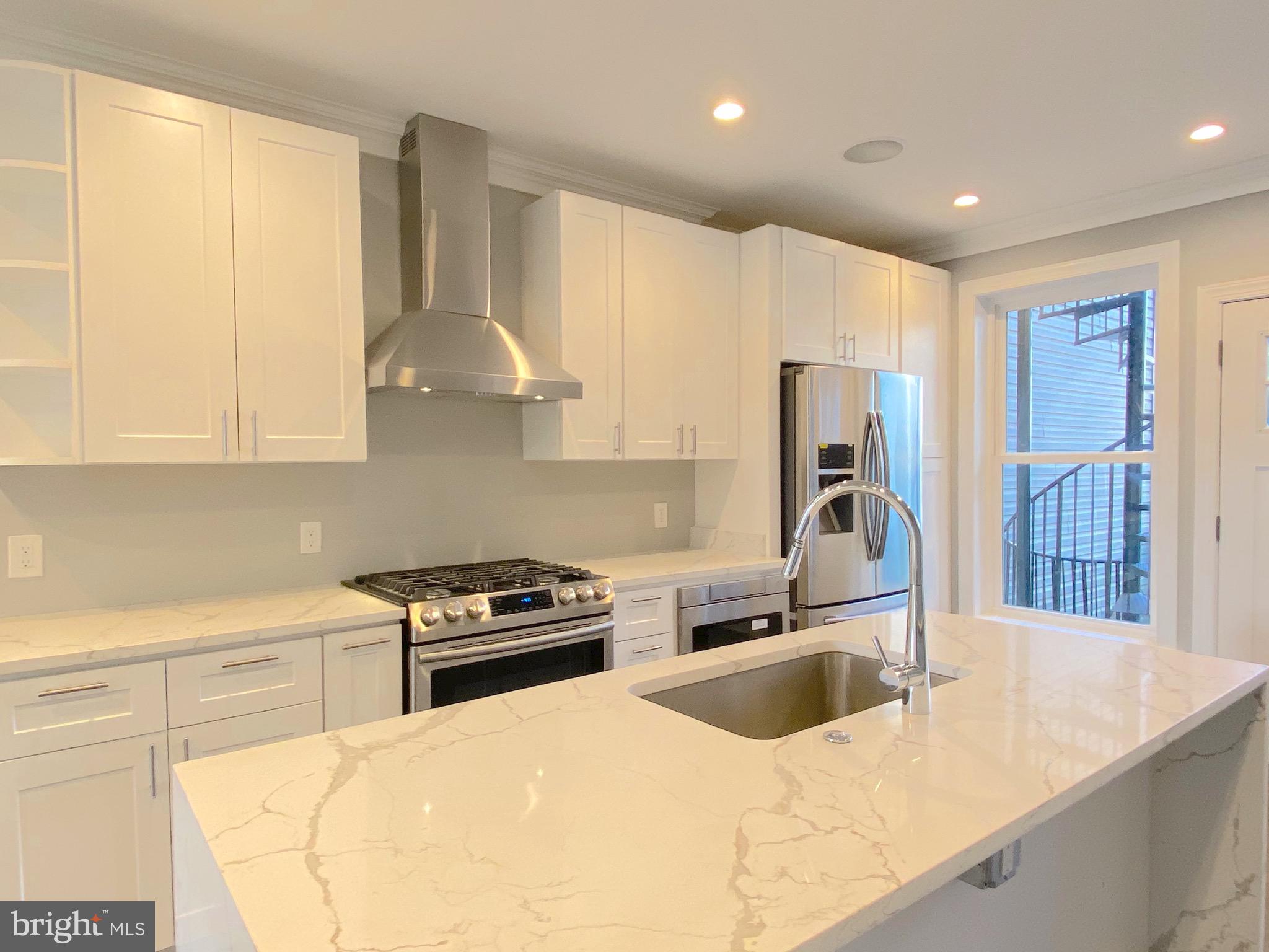 635 Park Road Northwest, Unit 1 Washington, DC 20010 - Photo 2 of 25 Gallery Image 2