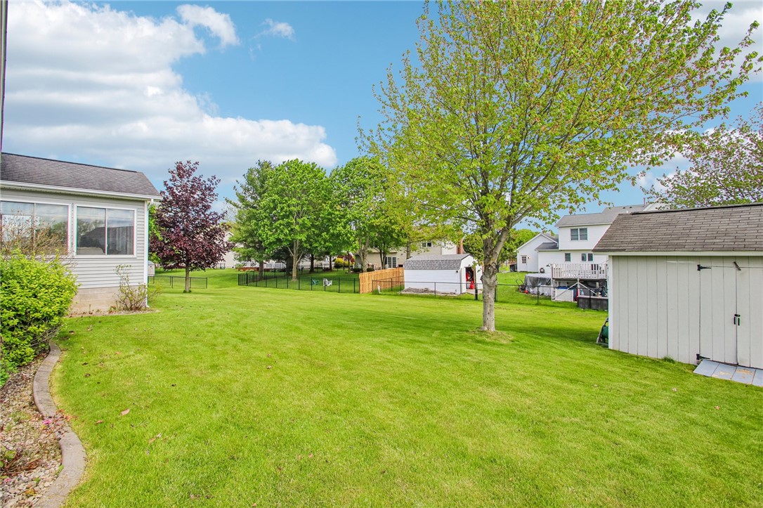 82 Quarterdeck Place Greece, NY 14612 - Photo 41 of 50