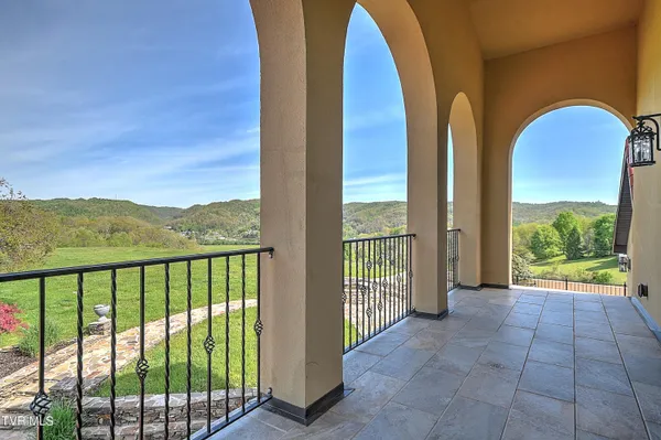 $1,199,999 | 541 Plantation Drive, Richlands, VA 24641