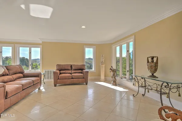 $1,199,999 | 541 Plantation Drive, Richlands, VA 24641