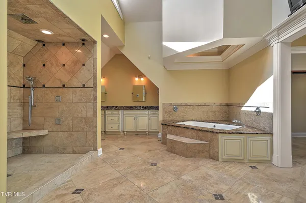 $1,199,999 | 541 Plantation Drive, Richlands, VA 24641