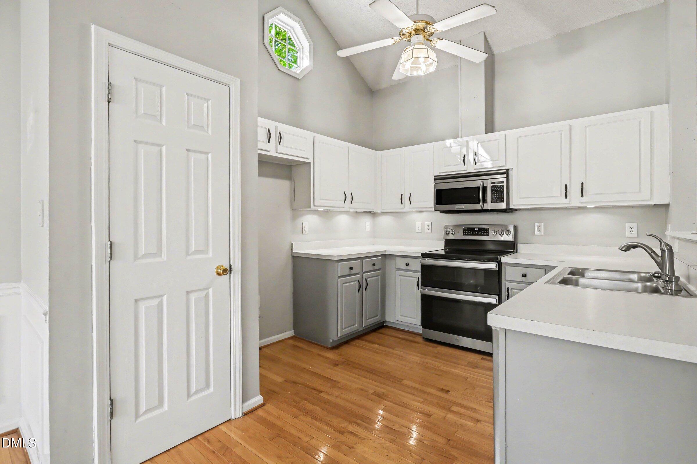 2200 Woodwyck Way Raleigh, NC 27604 - Photo 16 of 39 012_file_4683