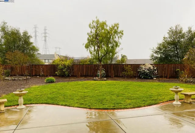 $2,098,888 | 25657 Crestfield Drive, Castro Valley, CA 94552