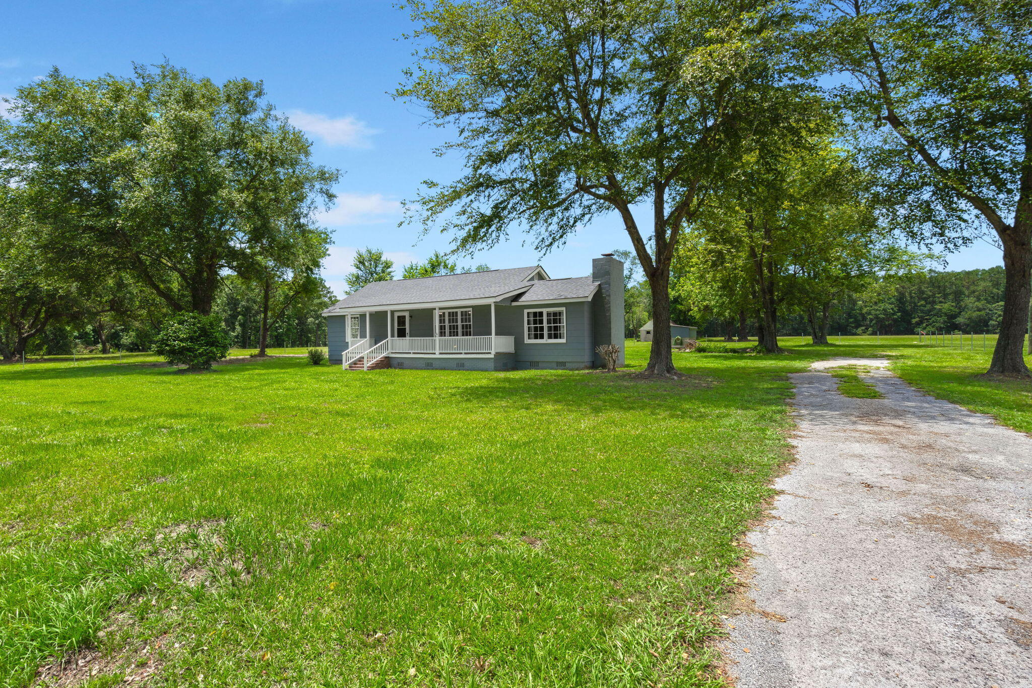 1775 Old Gilliard Road Ridgeville, SC 29472 - Photo 2 of 24 3