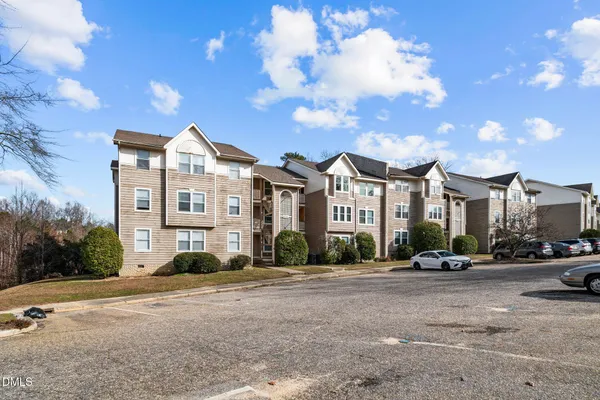 $1,250 | 6748 Willowbrook Drive, Fayetteville, NC 28314