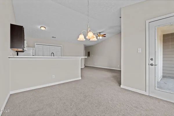 $1,250 | 6748 Willowbrook Drive, Fayetteville, NC 28314