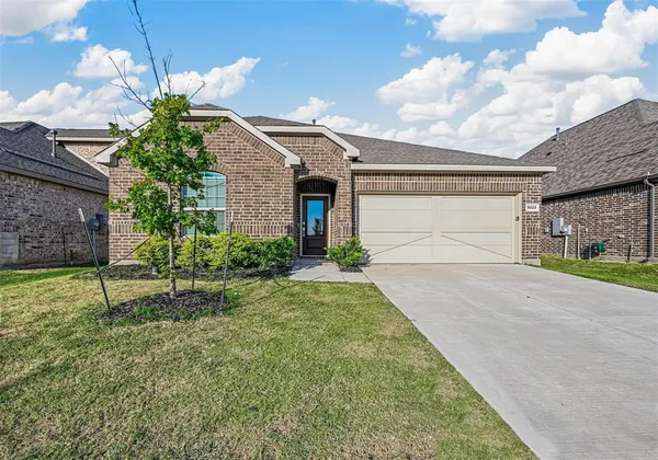 $349,900 | 5025 Salinger Drive, Aubrey, TX 76227