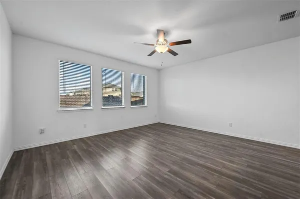 $349,900 | 5025 Salinger Drive, Aubrey, TX 76227