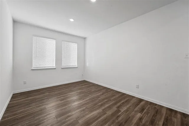 $359,900 | 5025 Salinger Drive, Aubrey, TX 76227