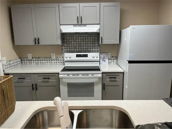 $118,900 | 7101 Fairington Ridge Circle, Lithonia, GA 30038