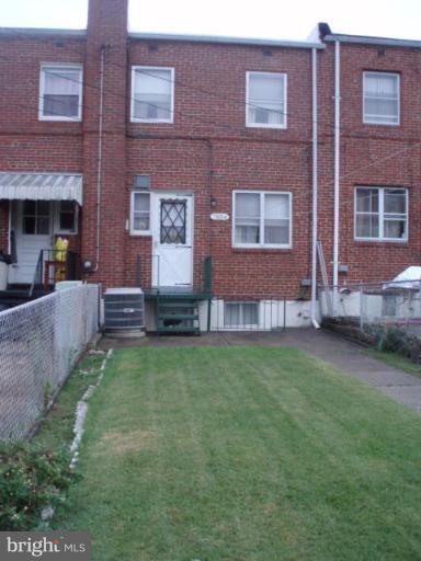 7854 Wynbrook Road Baltimore, MD 21224 - Photo 9 of 11 Exterior (Rear)