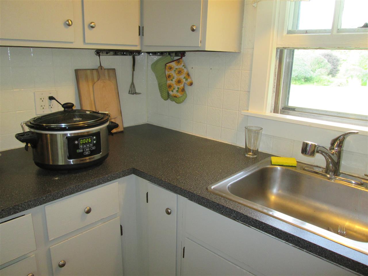 3 Halls Village Road Derry, NH 03038 - Photo 3 of 25