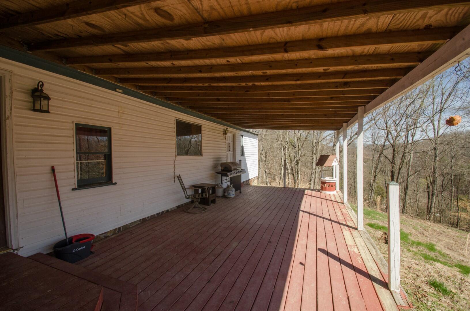 214 Reesor Hollow Road Church Hill, TN 37642 - Photo 16 of 26 Reesor Hollow-15