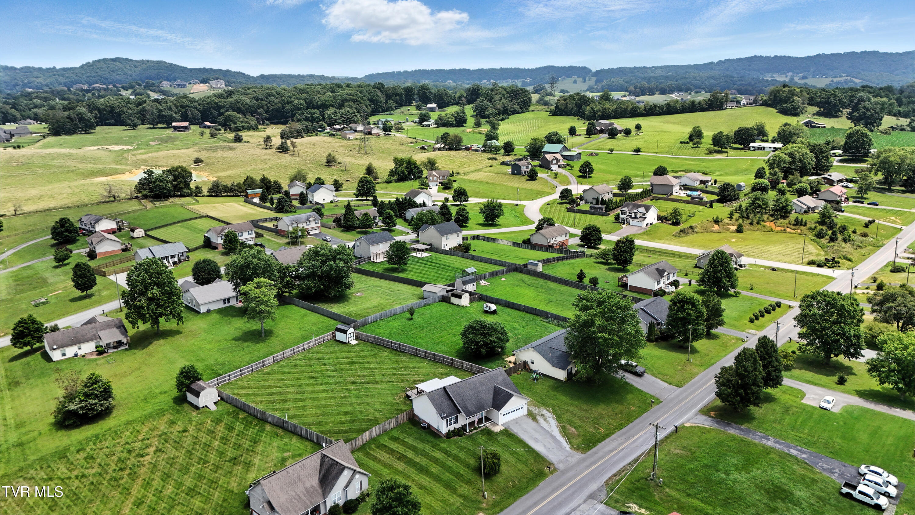 199 Douglas Chapel Road Jonesborough, TN 37659 - Photo 44 of 44 DJI_20250707135736_0983_D