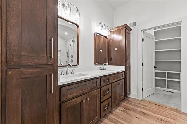 $1,299,000 | 17891 158th Street, Basehor, KS 66007