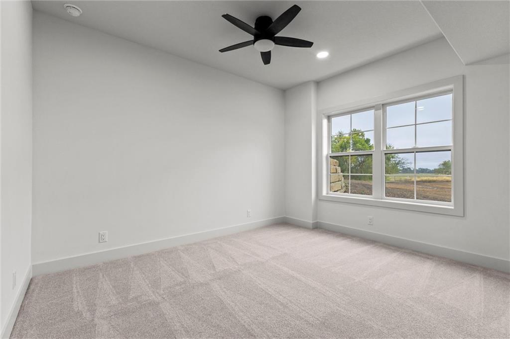 17891 158th Street Basehor, KS 66007 - Photo 22 of 37