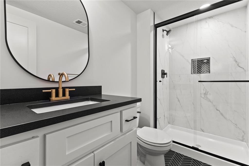 17891 158th Street Basehor, KS 66007 - Photo 24 of 37