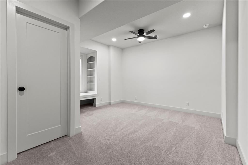 17891 158th Street Basehor, KS 66007 - Photo 25 of 37