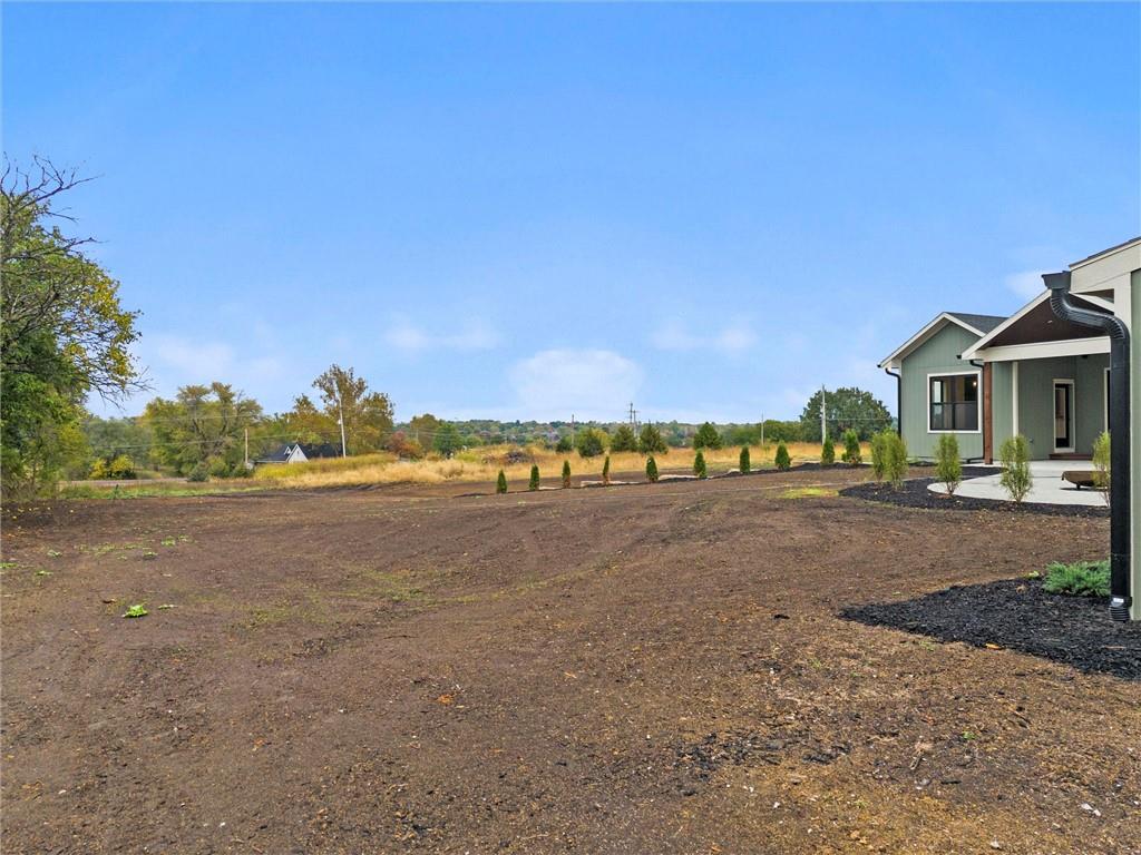 17891 158th Street Basehor, KS 66007 - Photo 30 of 37