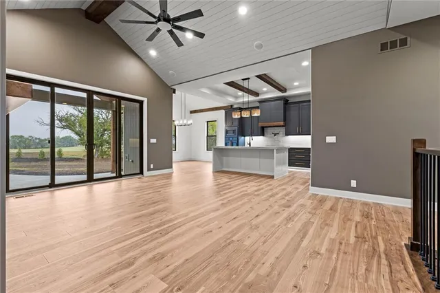 $1,299,000 | 17891 158th Street, Basehor, KS 66007