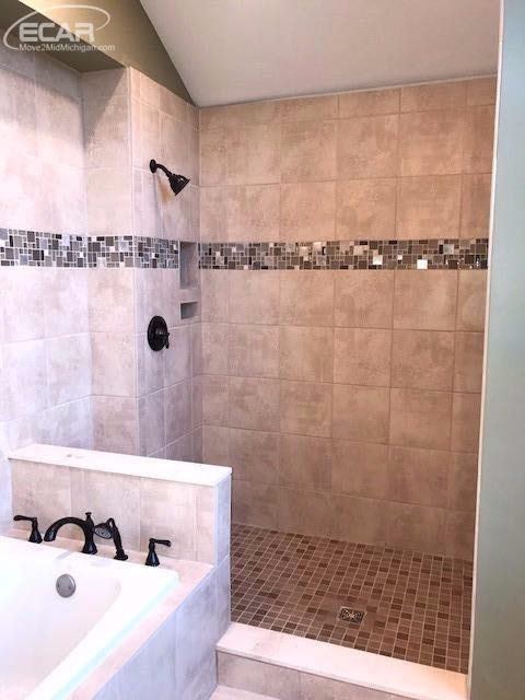 3405 West Lovejoy Road Byron, MI 48418 - Photo 20 of 37 21290257-19.JPG