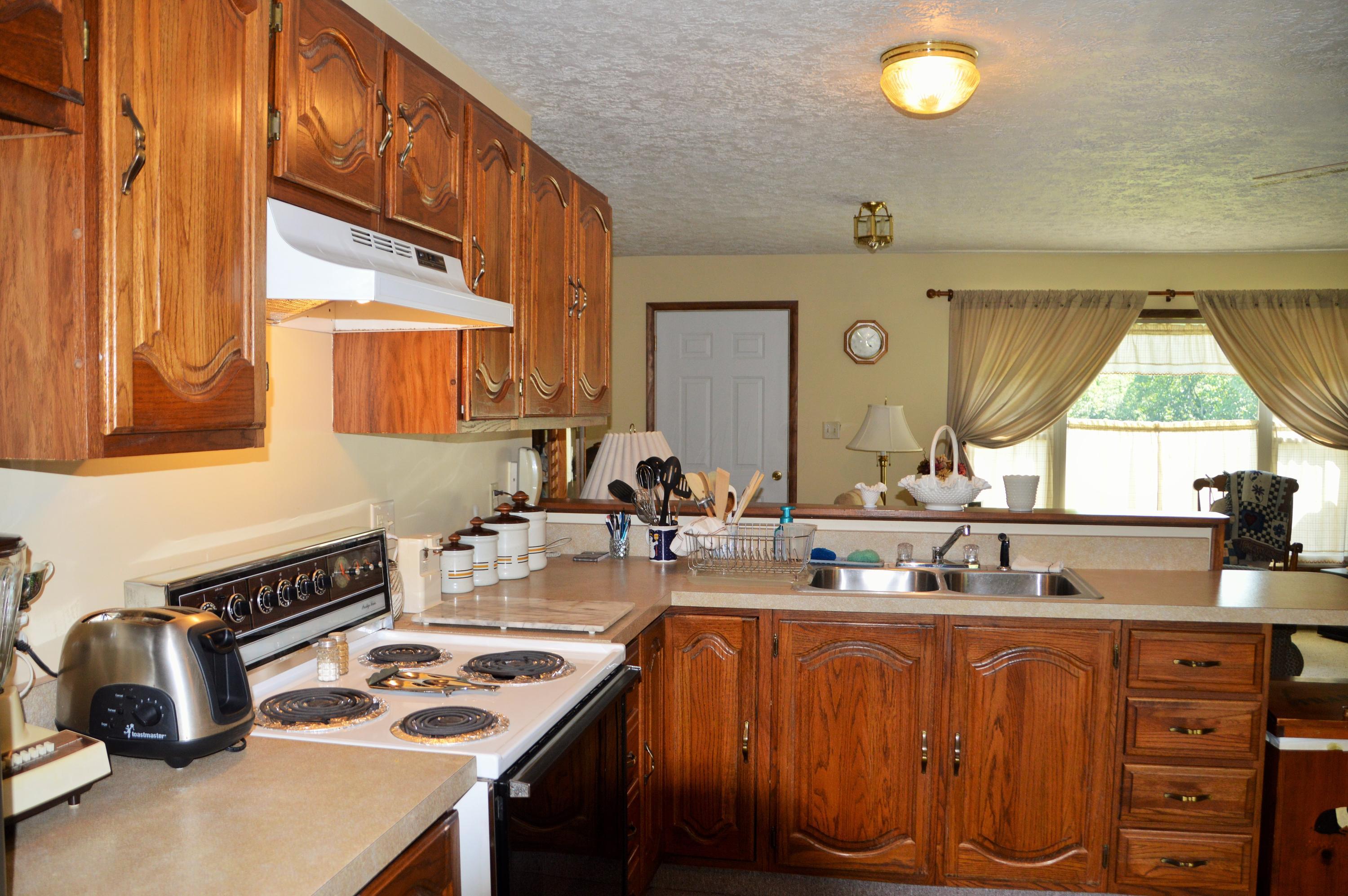 35600 Clay Bank Road Logan, OH 43138 - Photo 26 of 59