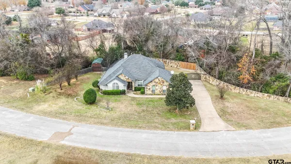 $396,000 | 15360 Wagon Wheel Circle, Chandler, TX 75758