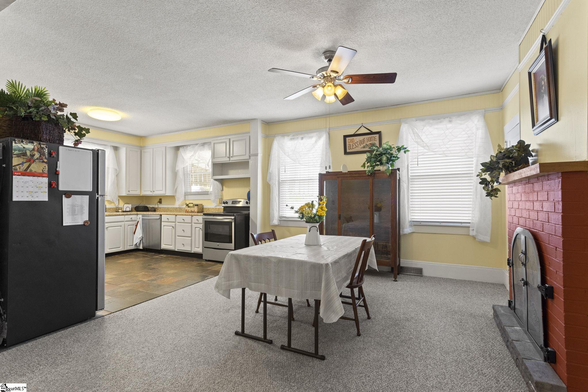 106 Webster Street Slater, SC 29683 - Photo 18 of 34 Gallery Image 18